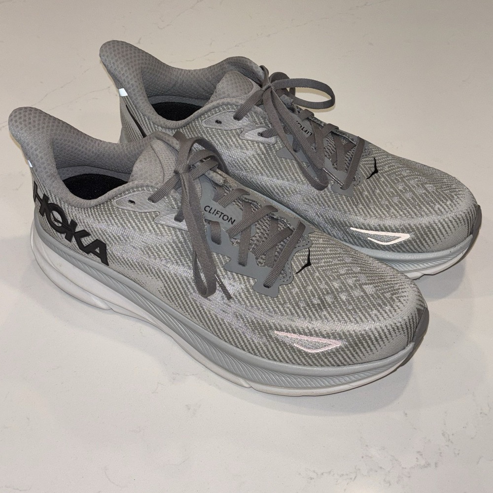 NWOB Mens Hoka Clifton 9 Gray Running Shoes Sneakers US Size 12D No Box